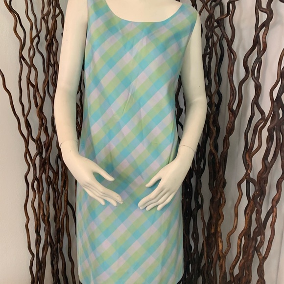 Natural Instincts Beautiful Silk Dress - Picture 3 of 6